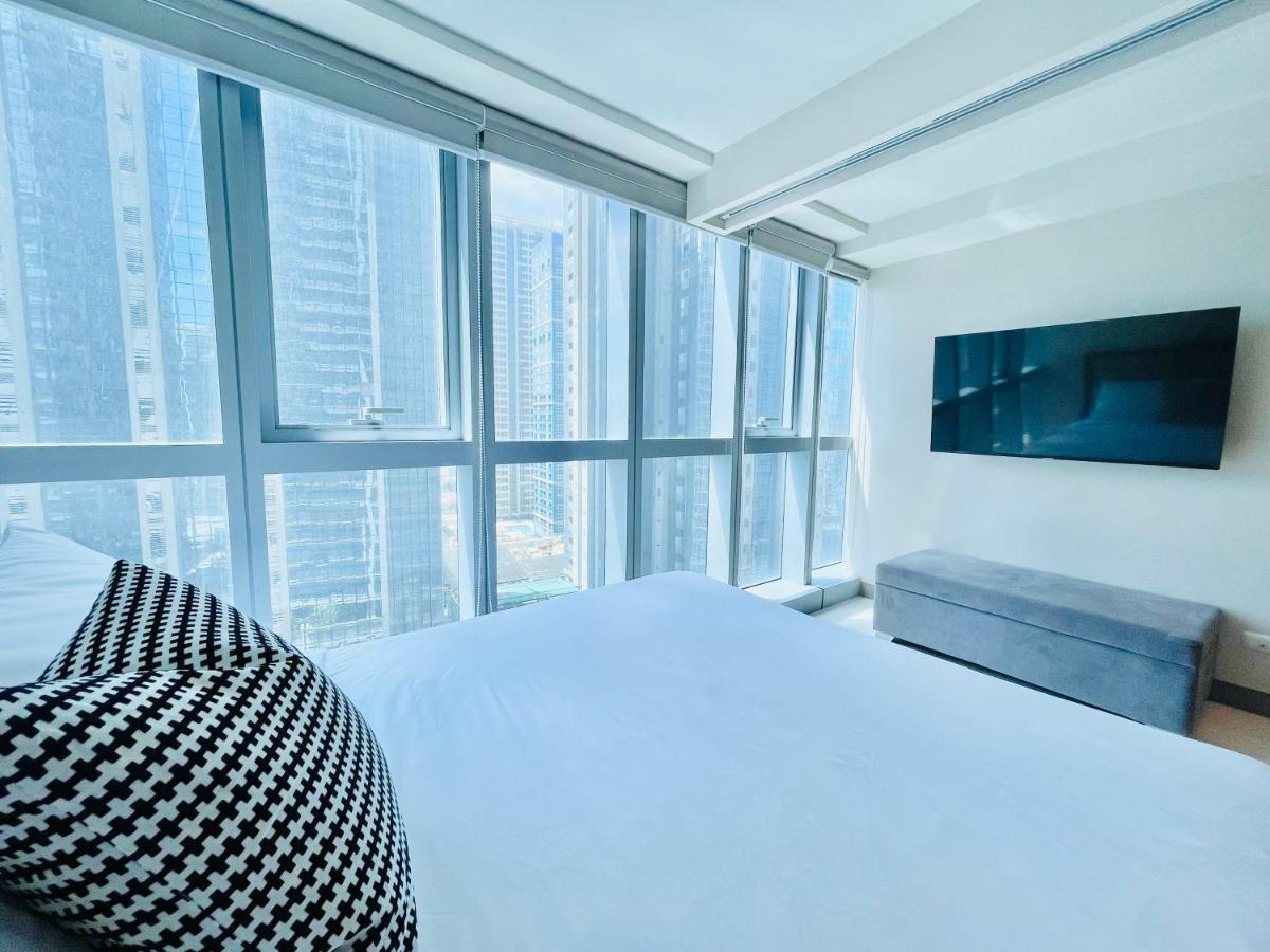 Uptown Parksuites Bgc タギッグ エクステリア 写真