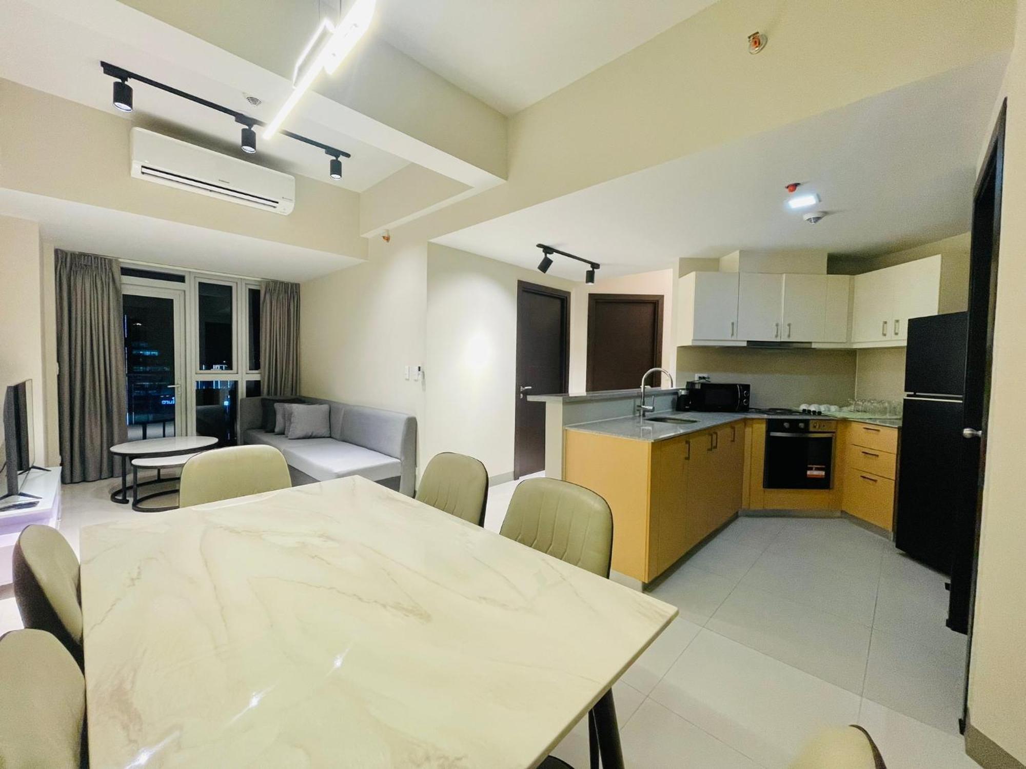 Uptown Parksuites Bgc タギッグ エクステリア 写真