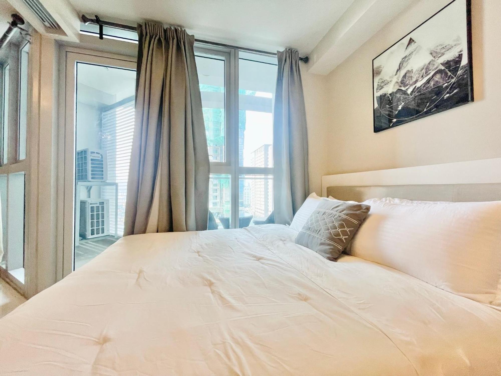 Uptown Parksuites Bgc タギッグ エクステリア 写真